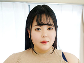 B125 W111 H117 迫力満点！アイドル顔した驚異の豊満超乳素人娘さん、関西方面から素材提供頂きました(o_ _)o サンプル動画サムネイル